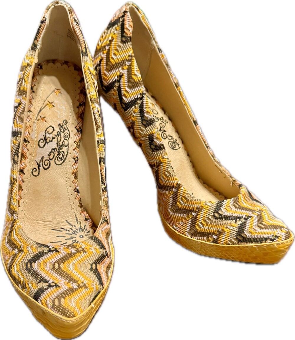 Naughty Monkey Women's Platform Heels w. Embroidered Exterior, Snakeskin - 6